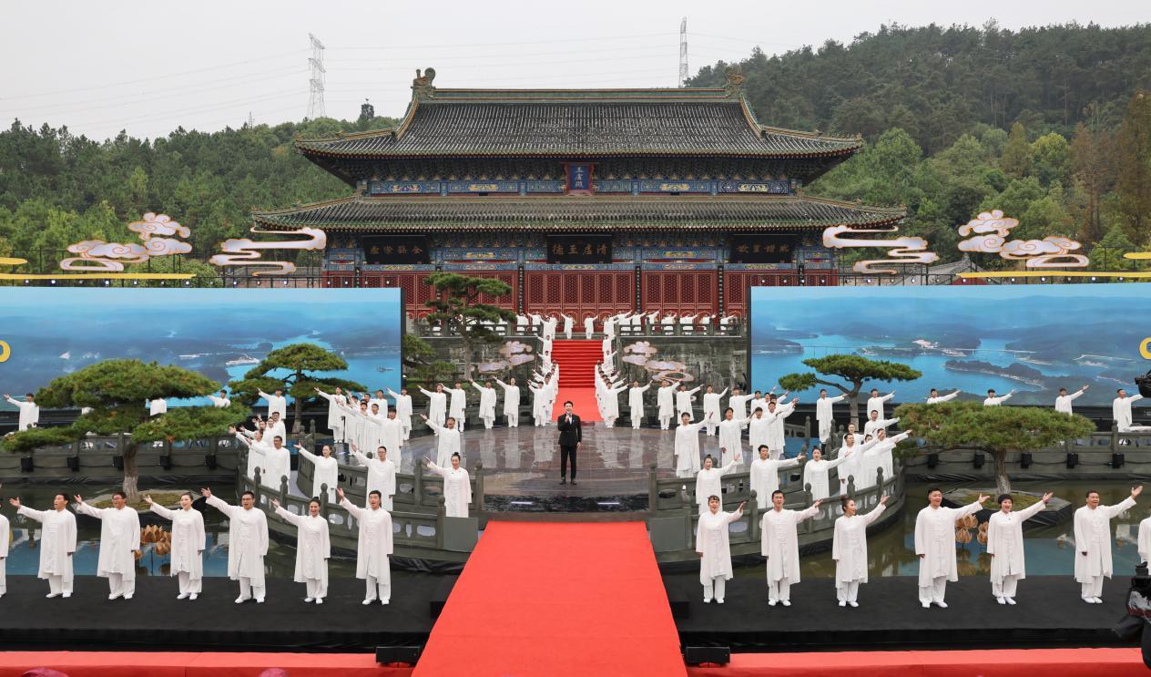 ↑大气磅礴的开幕式现场