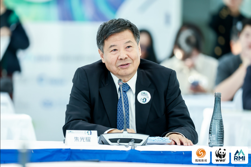 财政部原副部长朱光耀