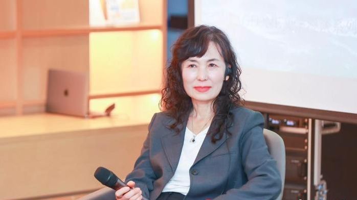 从《熔炉》到《远海》 孔枝泳作品分享会举办_凤凰网