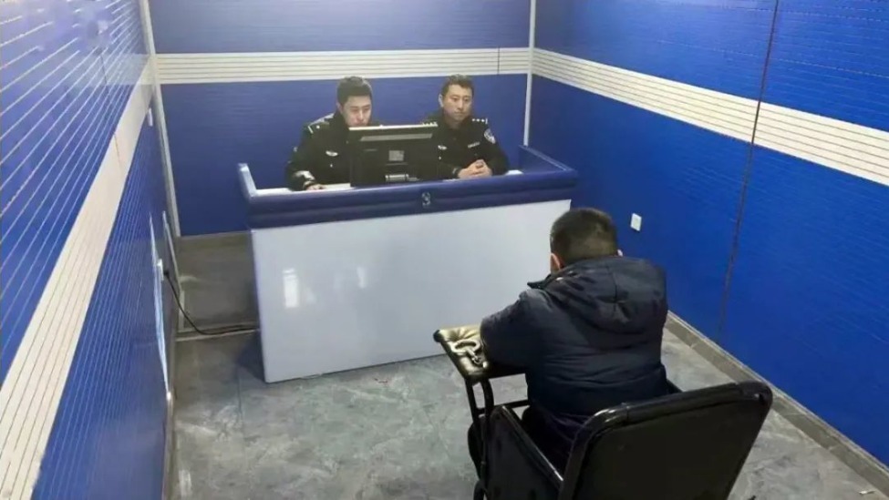 人在家中坐，却被“网上寻尸”，警方查处谣言_凤凰网