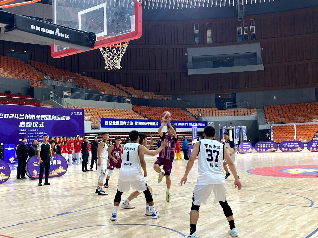 篮球赛点燃运动激情