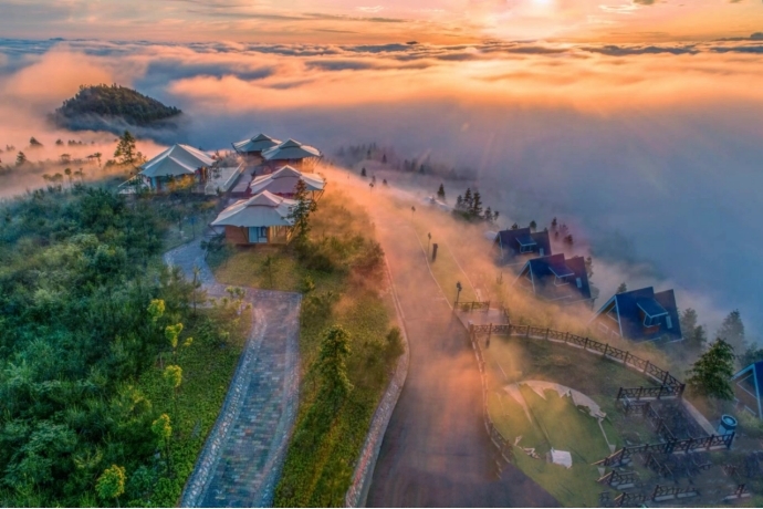 喜迎旅发会︱“福福”、“蓉蓉”喊你走进永顺，“湘”见芙蓉镇！