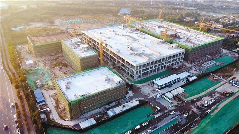 汇川储能及电源系统制造基地项目建设现场。