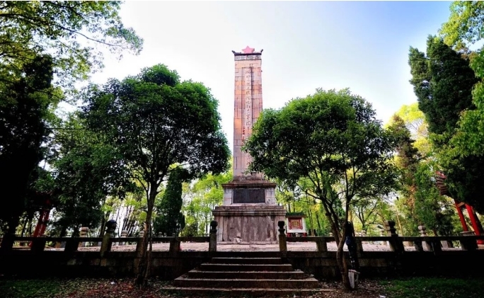 喜迎旅发会︱“福福”、“蓉蓉”喊你走进永顺，“湘”见芙蓉镇！