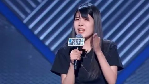 “杨笠的含金量还在上升”_凤凰网