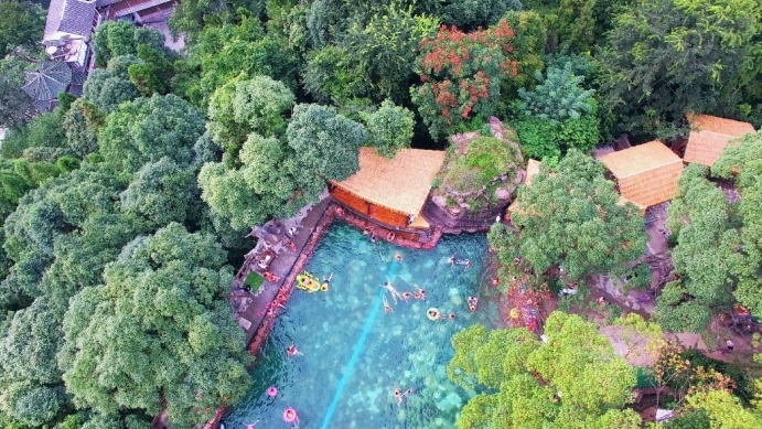 喜迎旅发会︱“福福”、“蓉蓉”喊你走进永顺，“湘”见芙蓉镇！