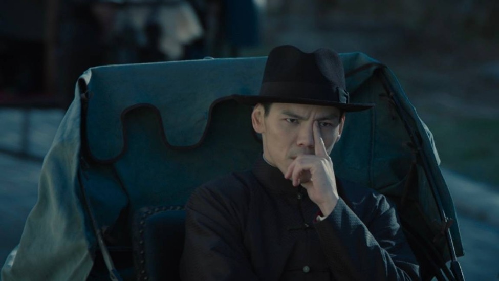 医生称模仿摸鼻梁有风险 向佐回应：我这手势有什么害人之处呢封面图