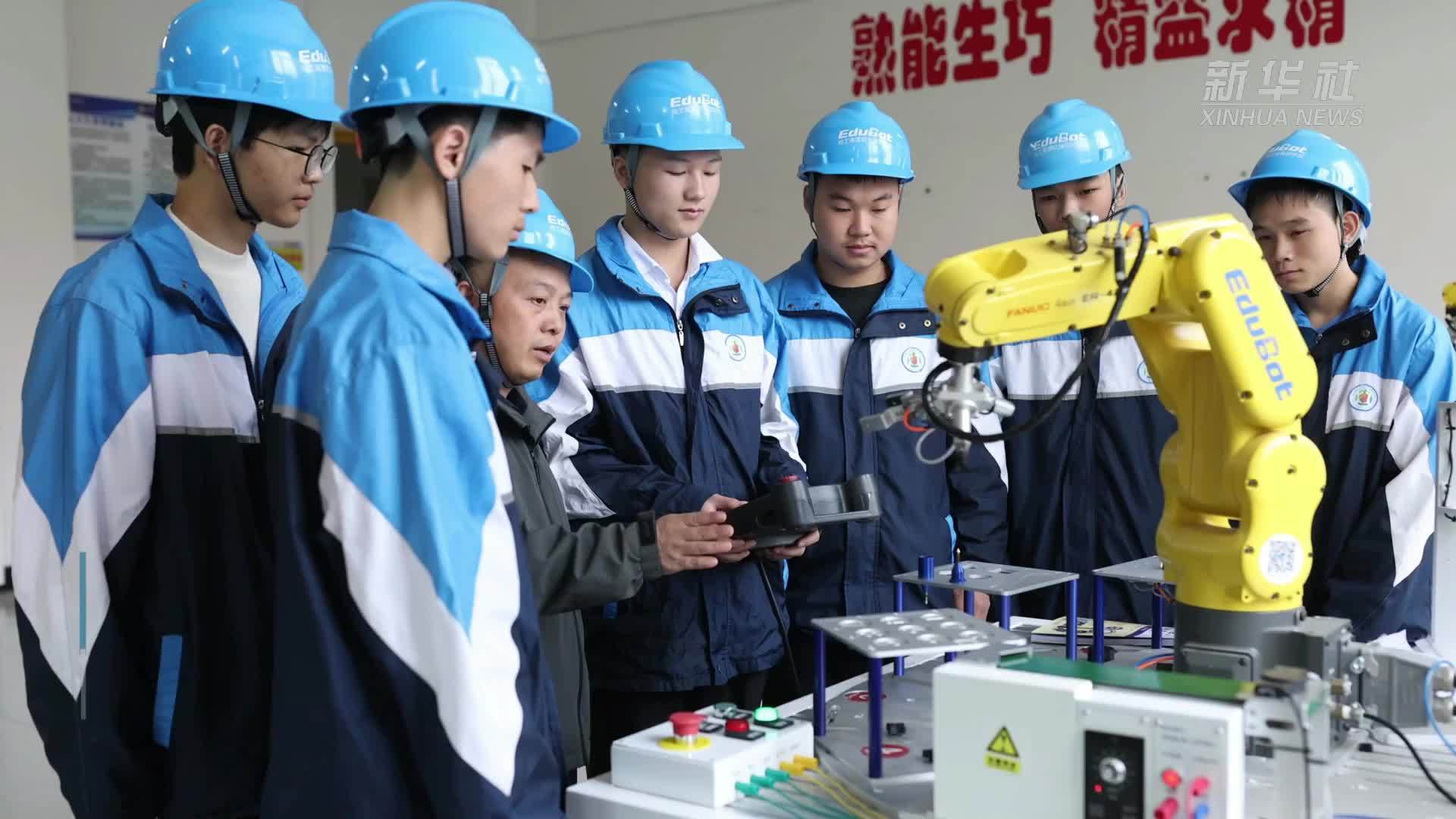 贵州玉屏：“订单式”职业教育促就业