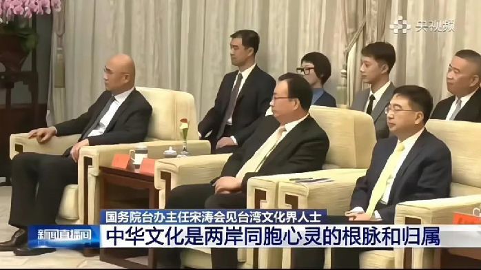 人怎么可以顺成这样…这事业运我接我接封面图