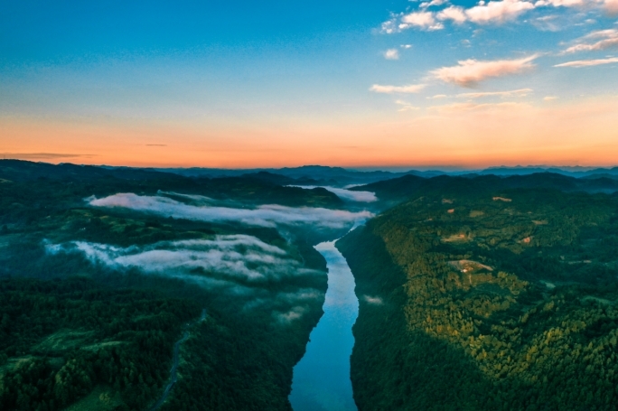 喜迎旅发会︱“福福”、“蓉蓉”喊你走进永顺，“湘”见芙蓉镇！
