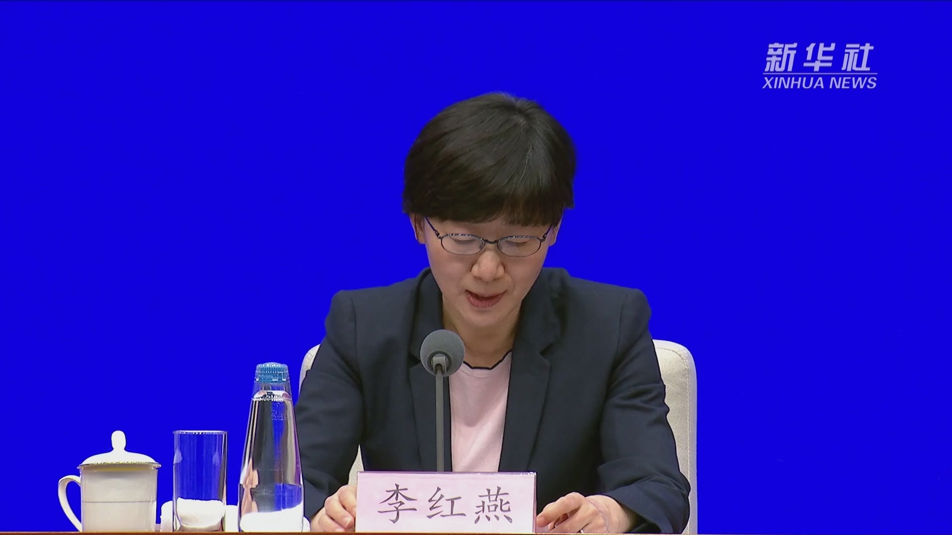 国家外汇管理局：今年以来汇率保持基本稳定 对进出口影响温和