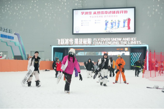 成功试滑！甘露山国际滑雪场11月8日正式营业