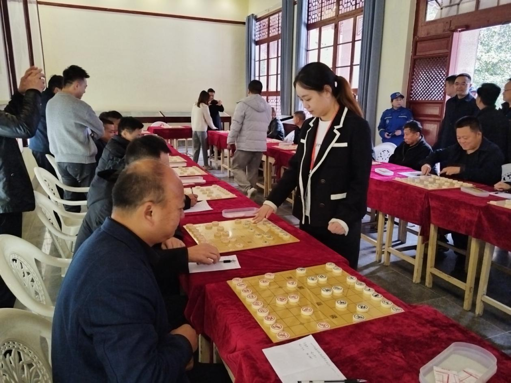 特级大师助力"象棋弈公益"甘肃站活动