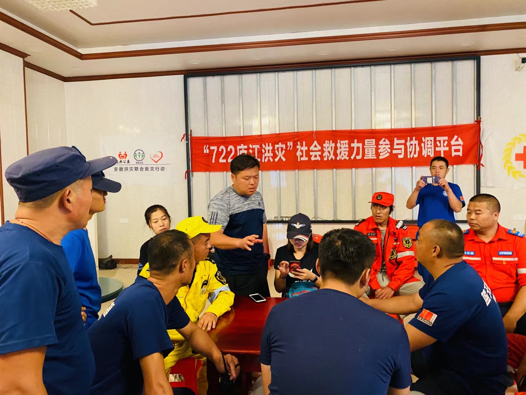 王海波入围凤凰网行动者联盟2024公益盛典年度公益人物