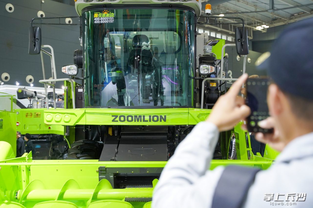  2024中国国际农业机械展览会现场。均为长沙晚报全媒体记者 刘晓敏 摄