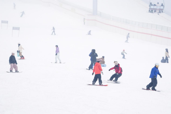 成功试滑！甘露山国际滑雪场11月8日正式营业