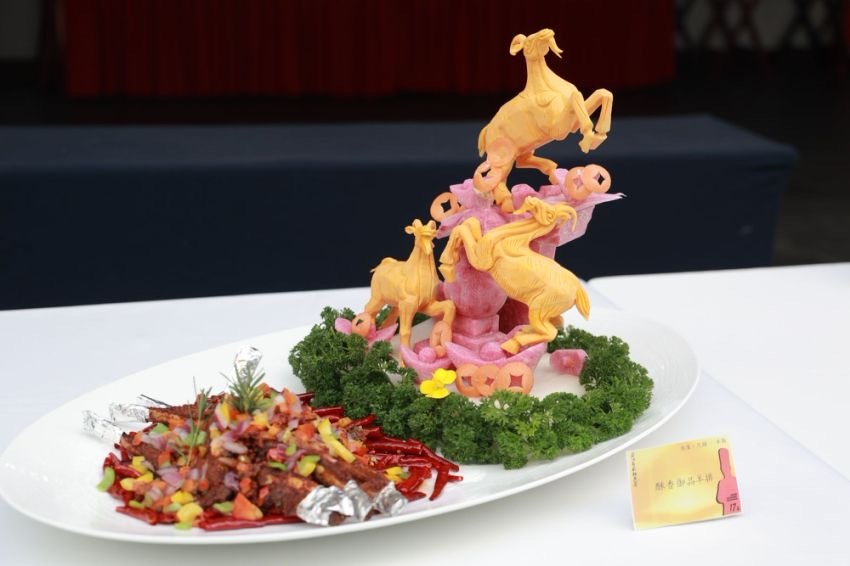 传统与创新交融:十七届亚洲名厨精英会引领“鲜”风尚_凤凰网美食_凤凰网