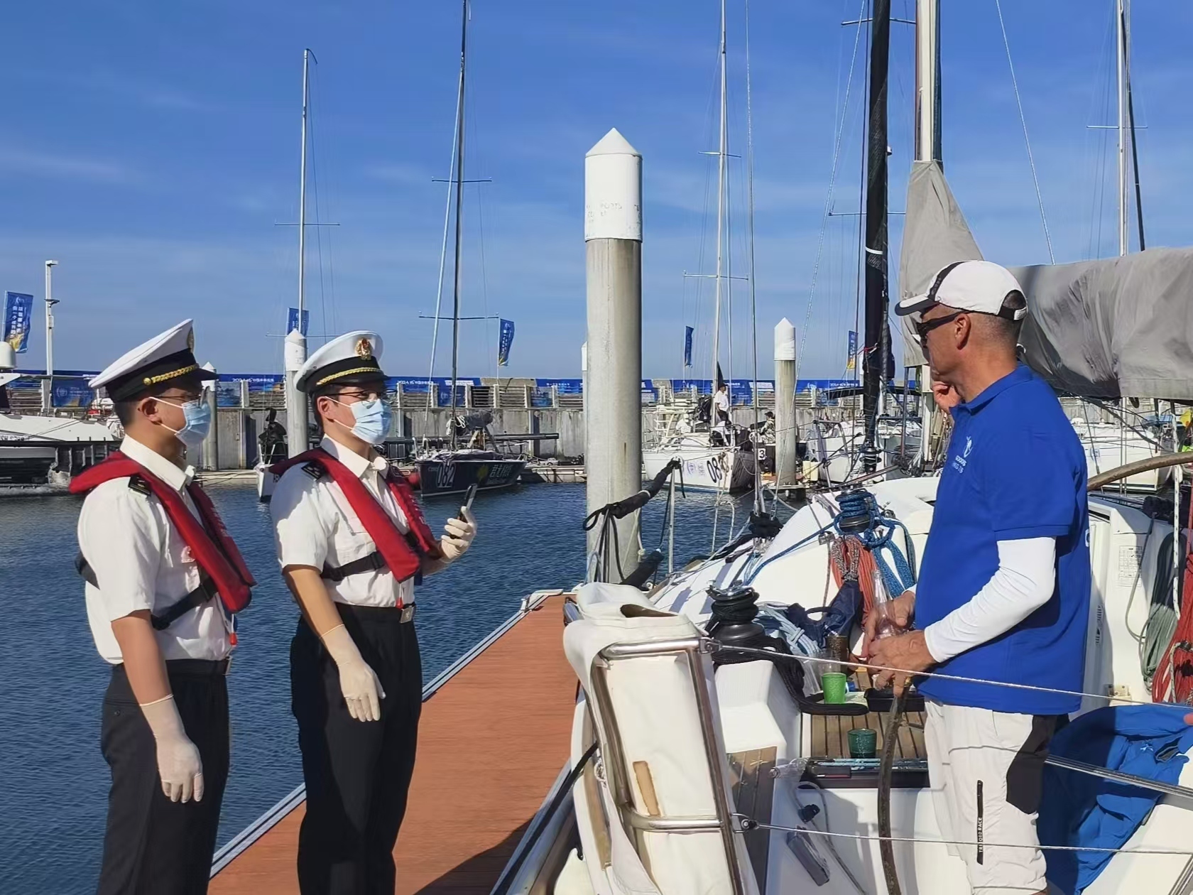 深圳海关助力第十六届中国杯帆船赛扬帆起航