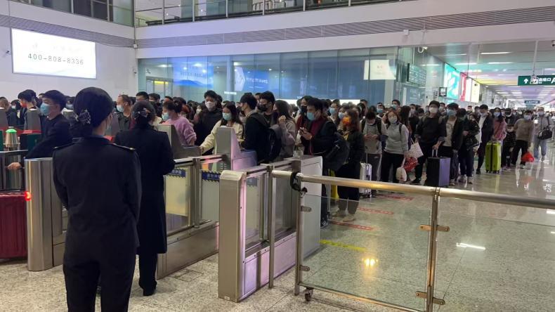 大力破解广大旅客出行痛点难点  ——深圳北站推进客运提质改造用心用情服务旅客纪实