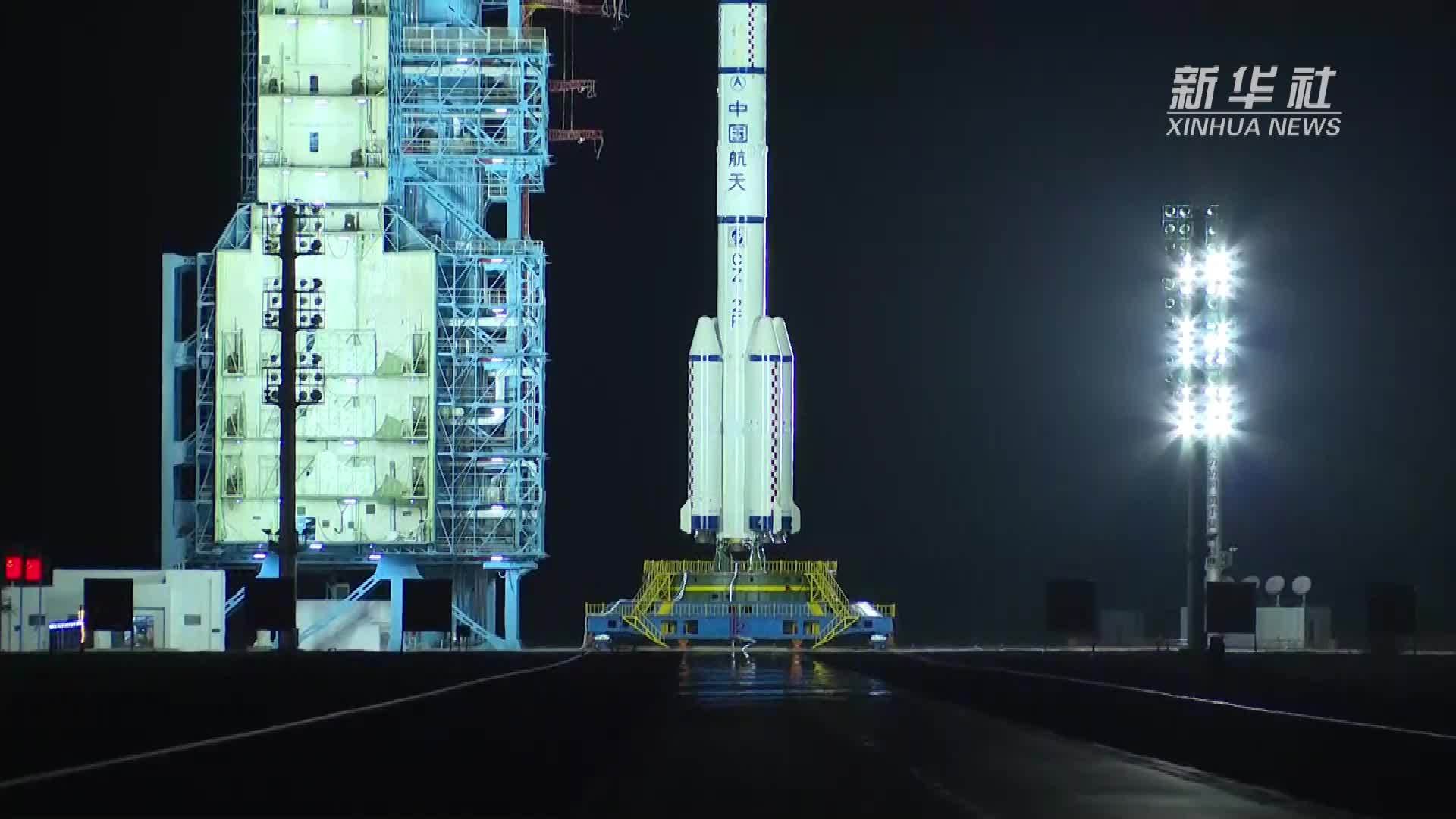 神舟十九号载人飞船成功发射