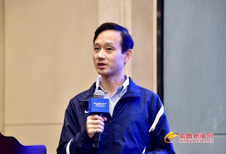 南昌航空大学航空科技协同创新中心主任 余长春