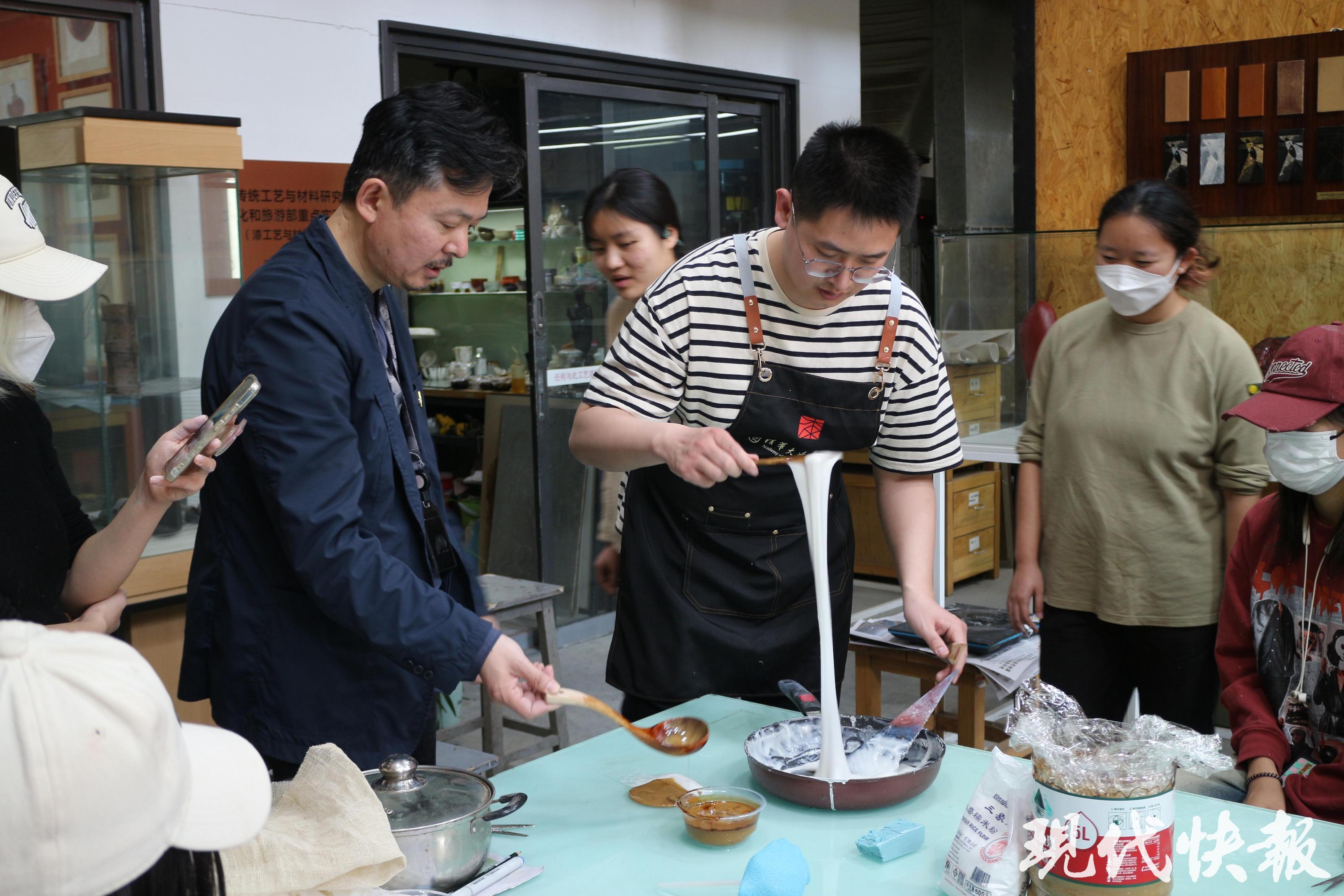 张耿亮在清华大学美术学院担任本科生助教