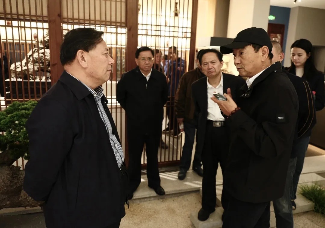 交湘徽映 芳华共赏——湖南文艺界代表团走进安徽宣石博物馆参观交流