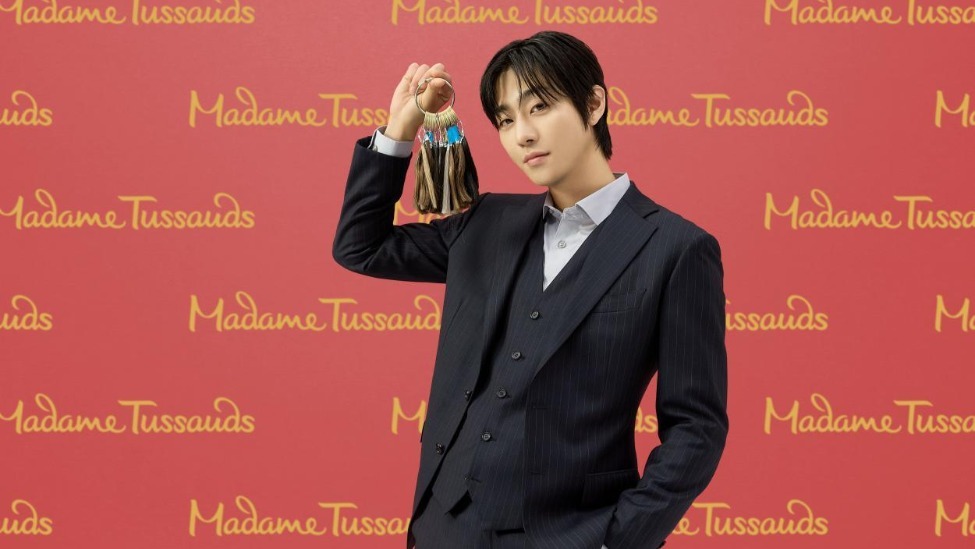 韩星安孝燮全新蜡像即将进驻香港杜莎 预告掀起“馆内相亲”热潮封面图