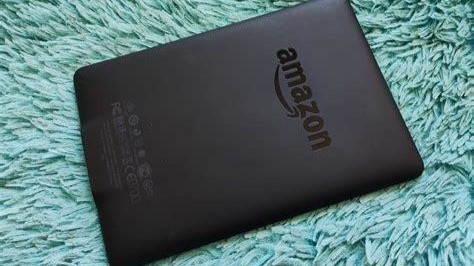 亞馬遜回應首款彩墨電紙書Kindle Colorsoft背光不均：正在調查