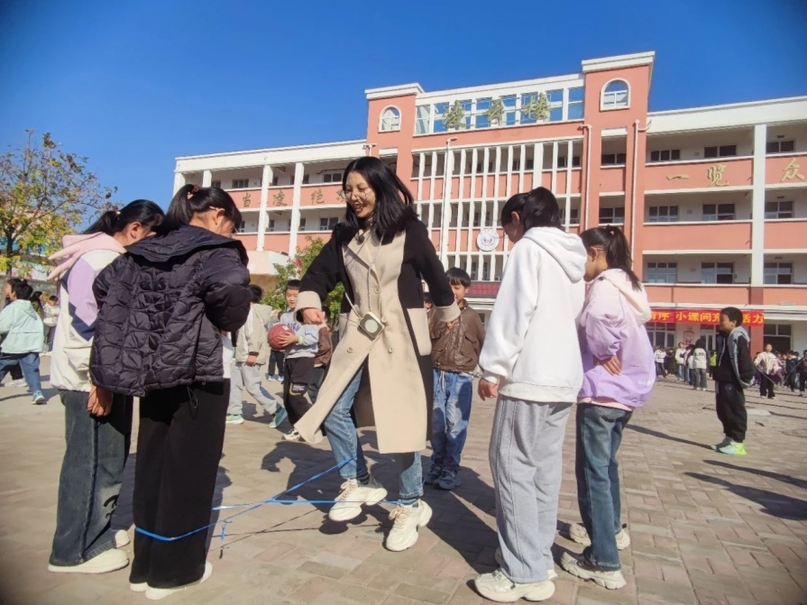 宁晋县高庄窠中心小学：开展校际观摩，深化品牌内涵