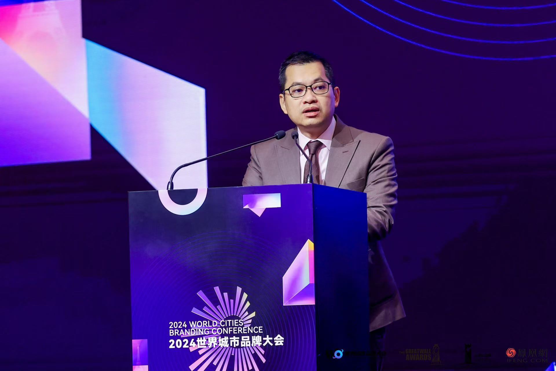 澳门特别行政区政府经济财政司司长代表、招商投资促进局主席余雨生