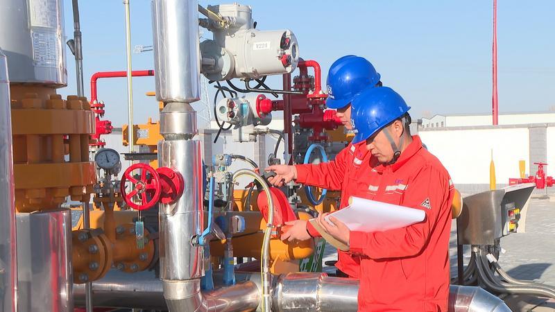 永昌首个小区开通天然气 点“燃”居民新生活