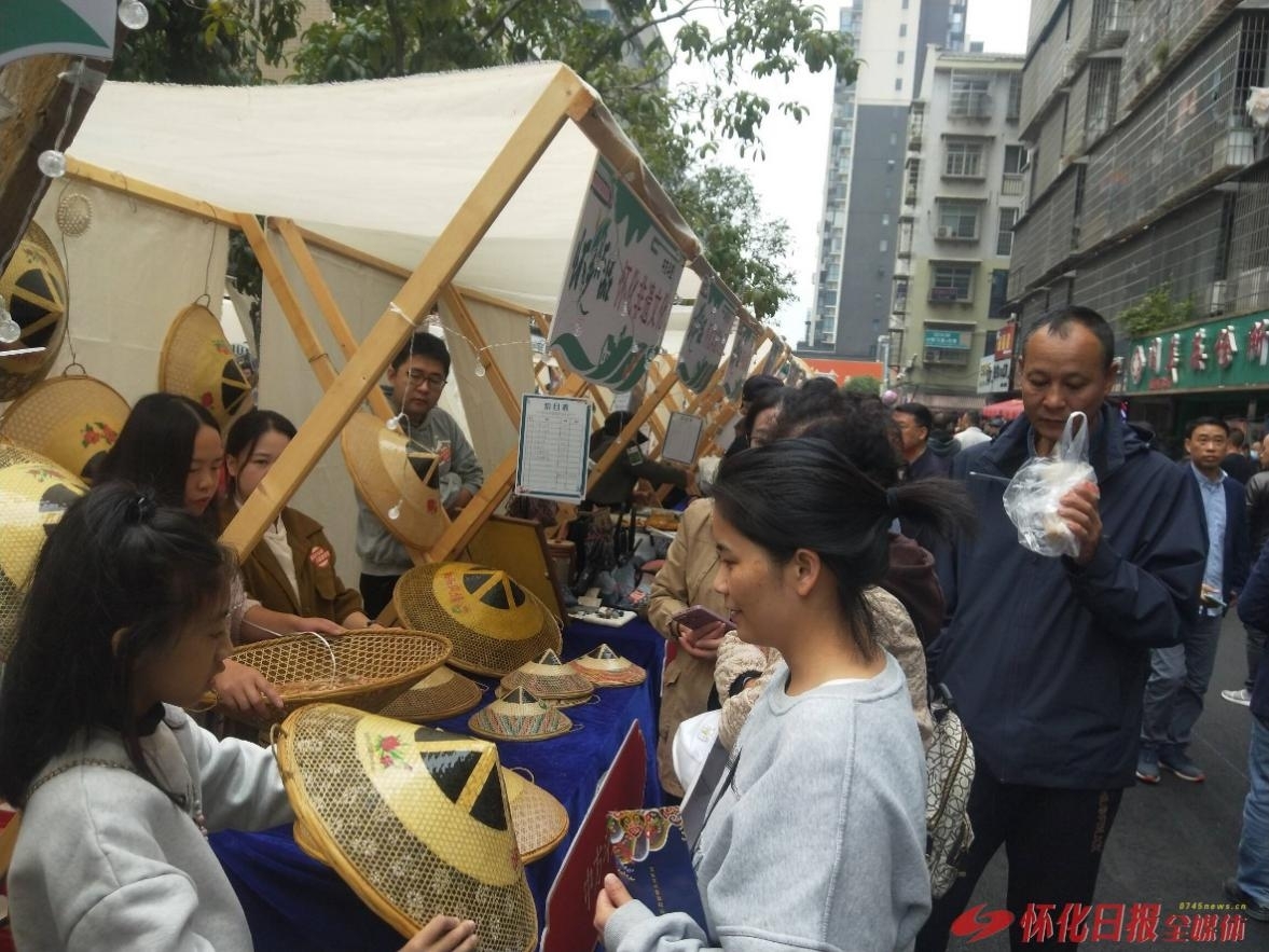 怀化非遗产品受欢迎。