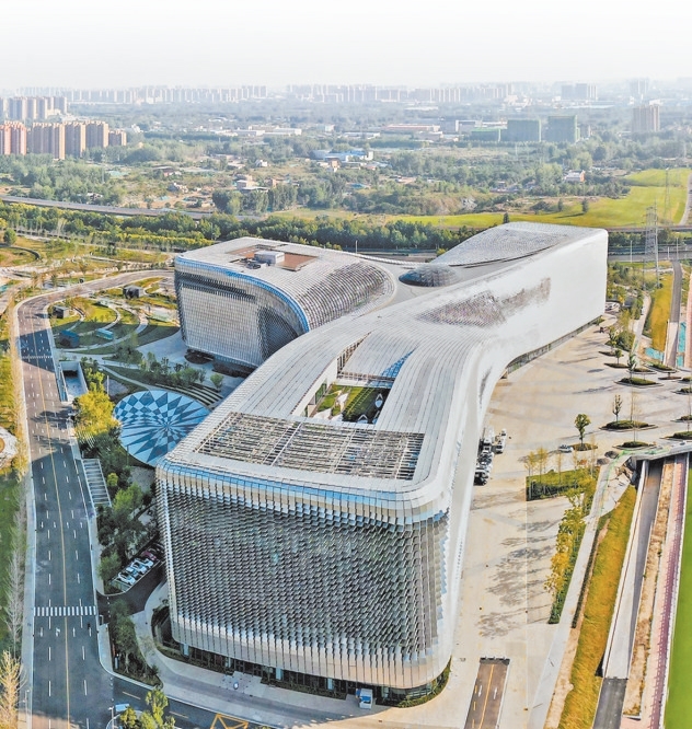 河南省科技馆新馆外景。记者 聂冬晗 摄