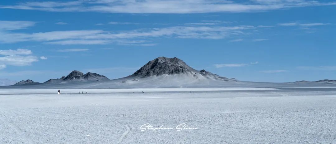 冷湖，黑独山。
