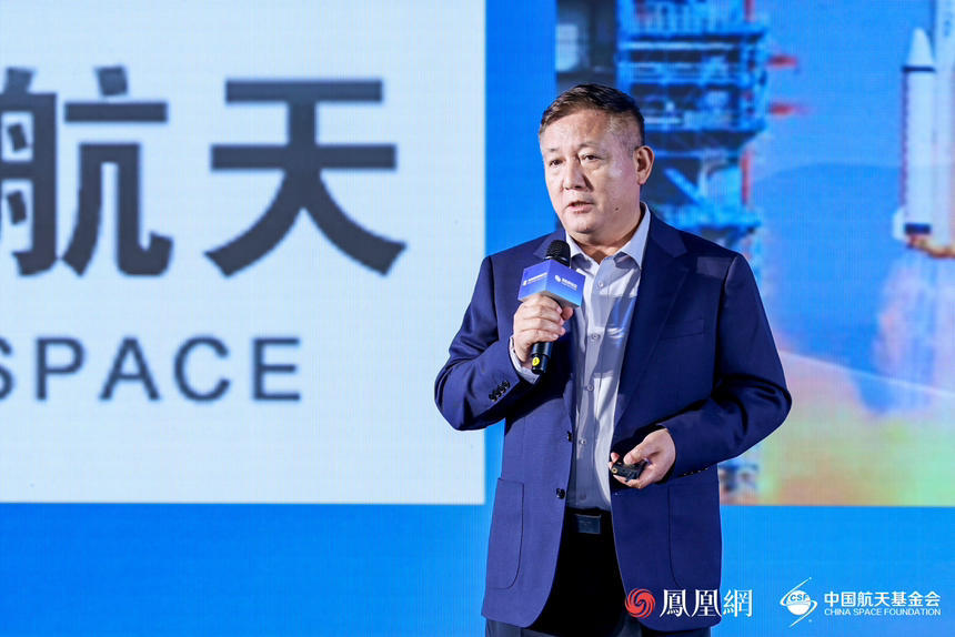 中国首批航天员、深圳市绿航星际太空科技研究院理事长潘占春