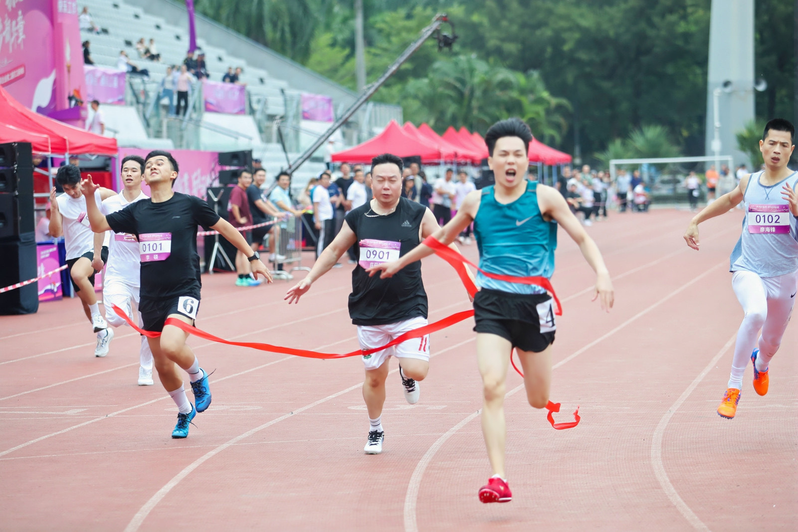 1000余人激情竞技绿茵场 中国光大集团驻深企业第二届员工运动会圆满举行！