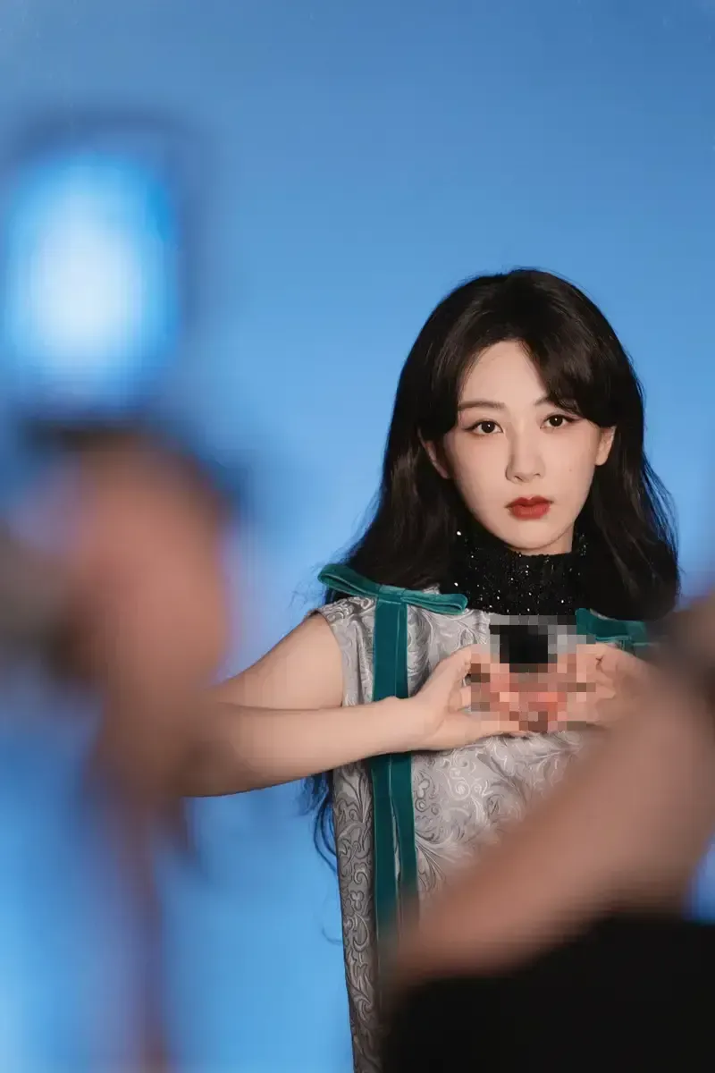 杨紫清秀如兰。