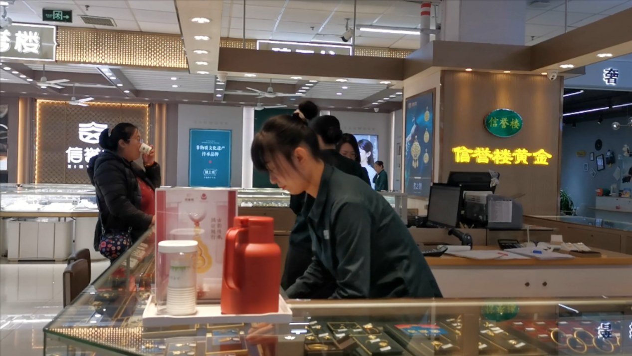 “客商谈保定”走进信誉楼，如何千店一面？怎样待客为友？