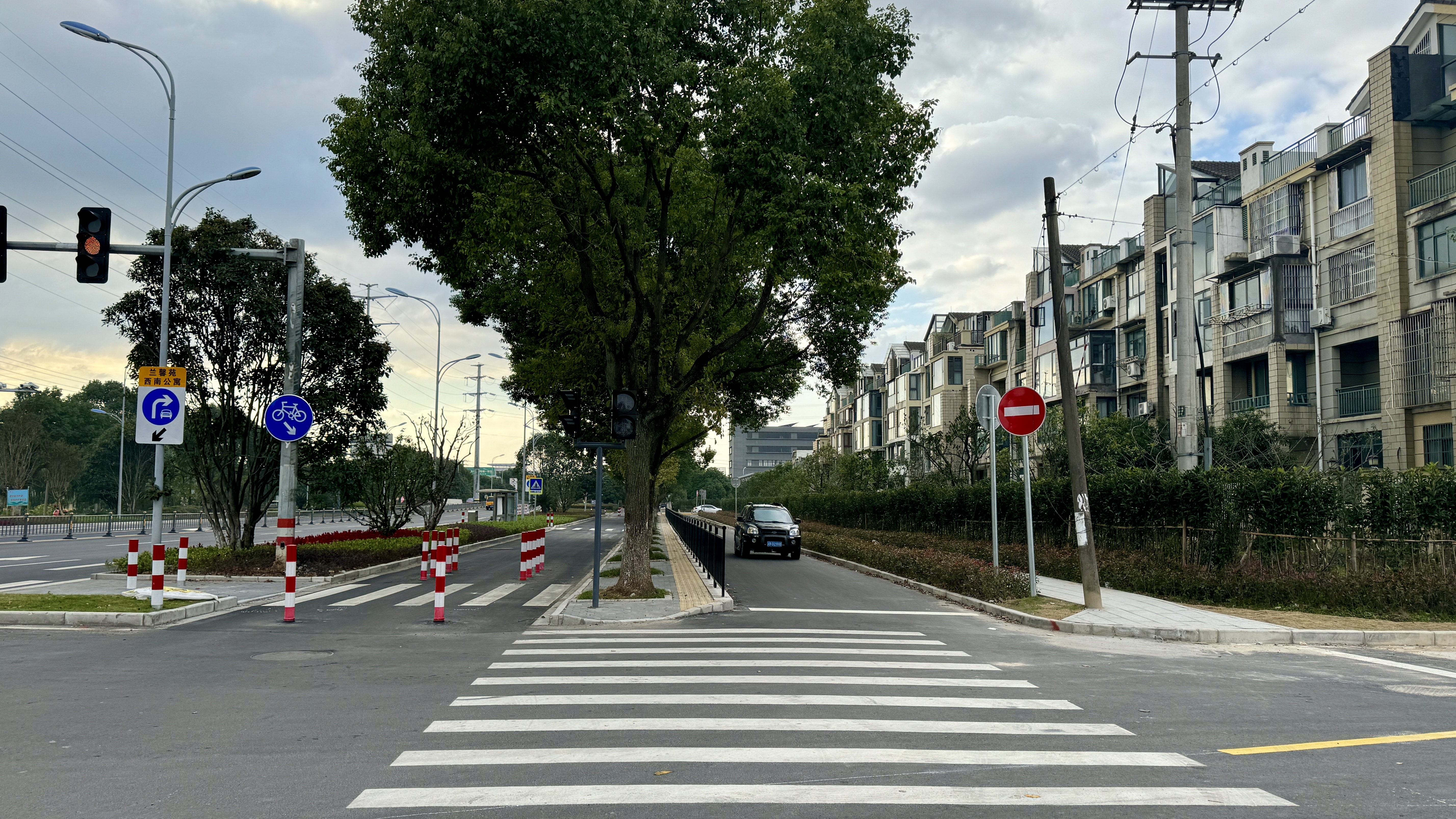 打通家门口的“堵点”！余姚这个道路出入口升级啦