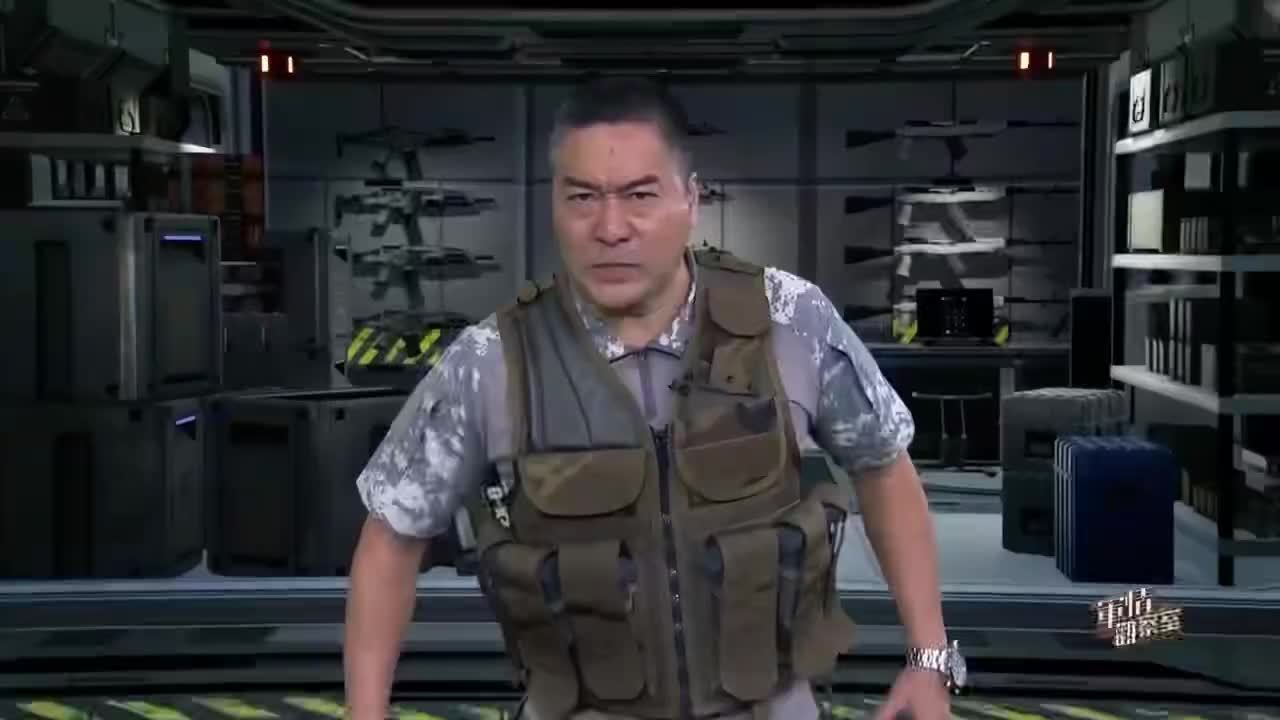 台专家：中美隐身技术角力，反隐形机对抗升级｜军情观察室