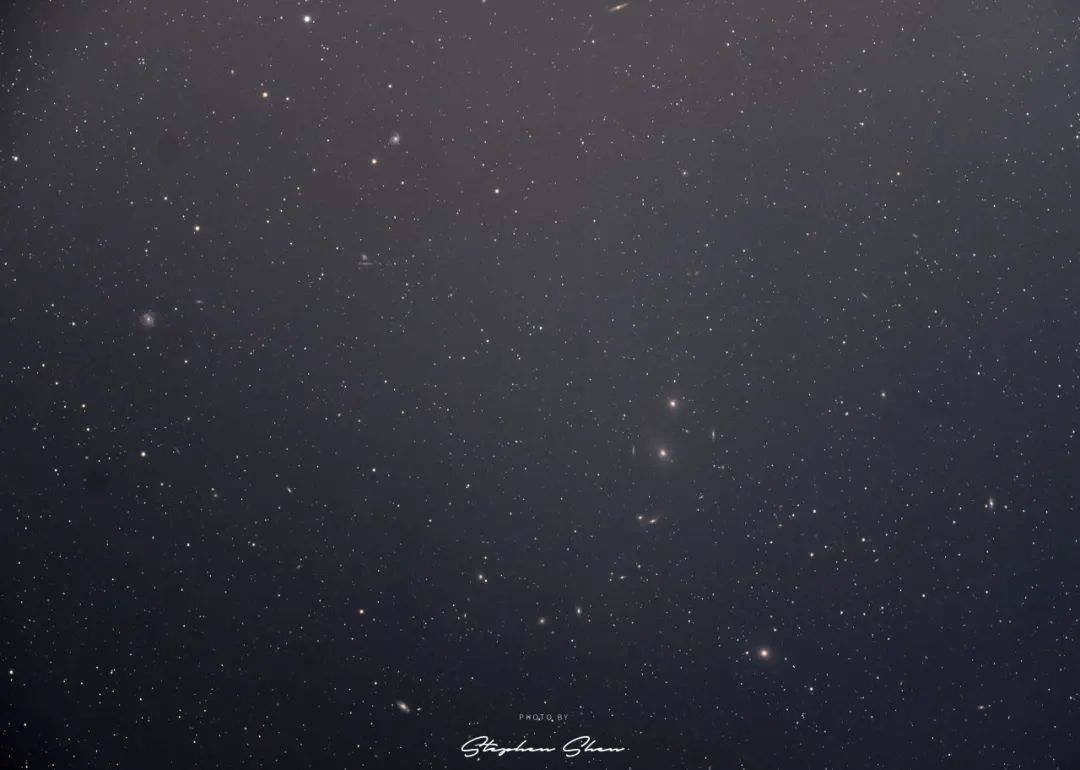 马卡良星系链，于青海湖拍摄。