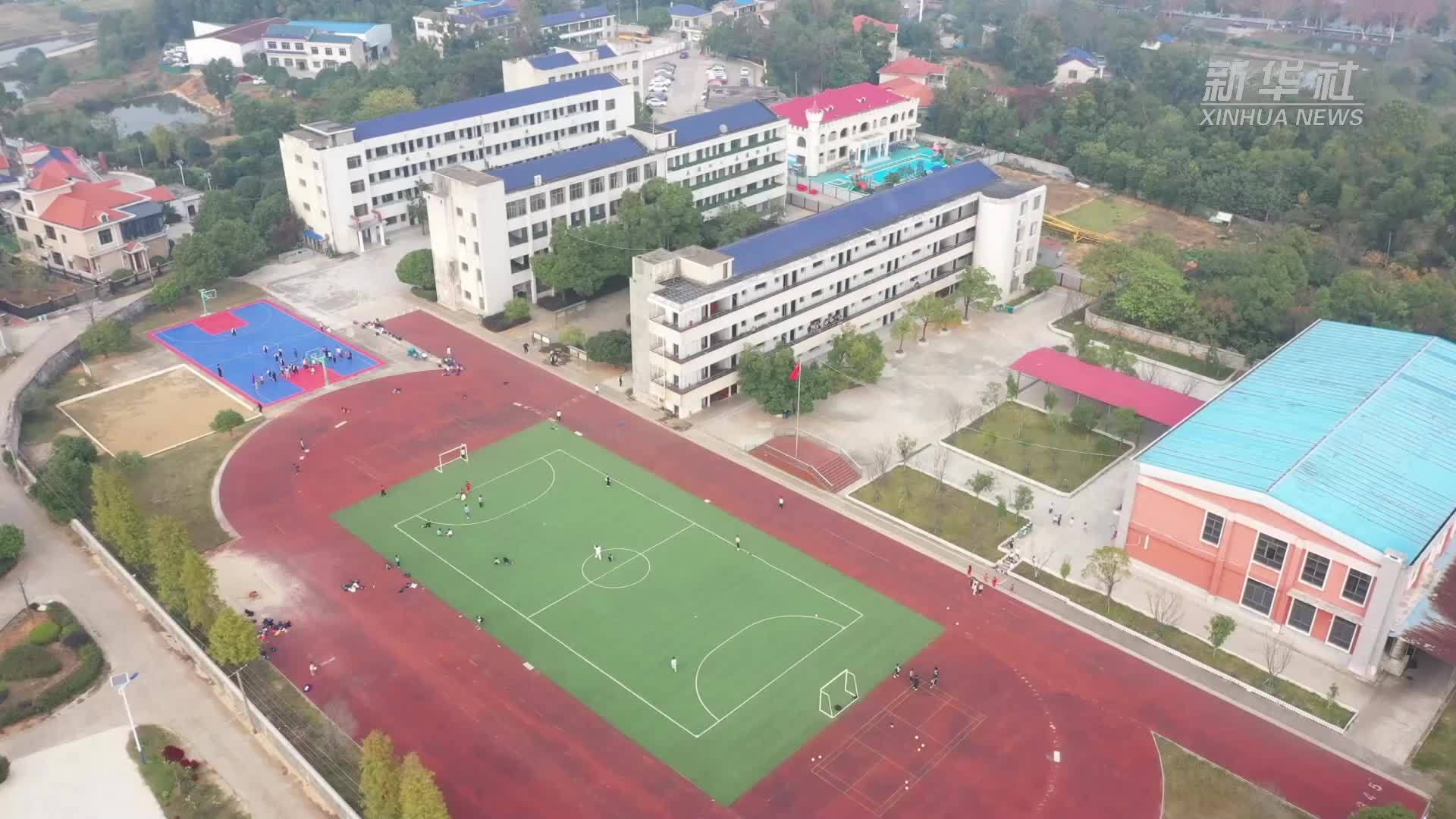 湖南宁乡：劳动教育锻炼学生动手能力