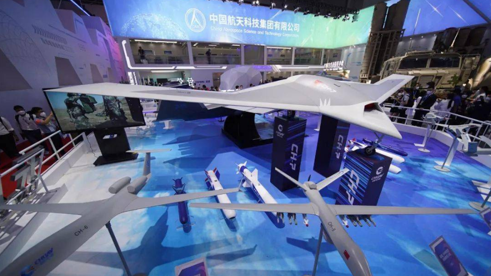 彩虹无人机家族亮相珠海 一开头就是重量级选手