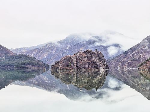 石河风光。 刘 超摄