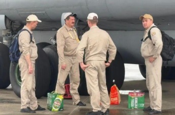 俄罗斯飞行员珠海航展爱上青岛啤酒