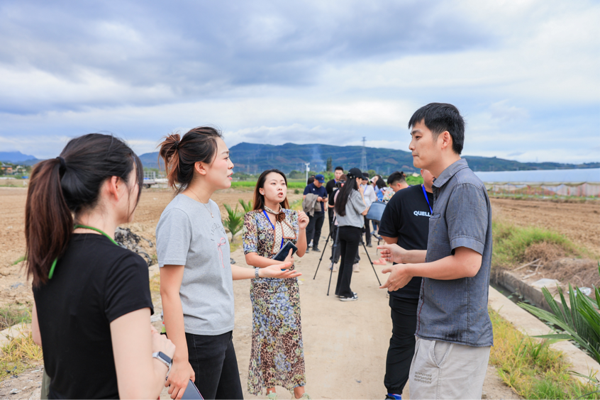 提升品种“含新量” 撬动市场“含金量”  全国重点网络媒体走进海南农垦南繁育种基地