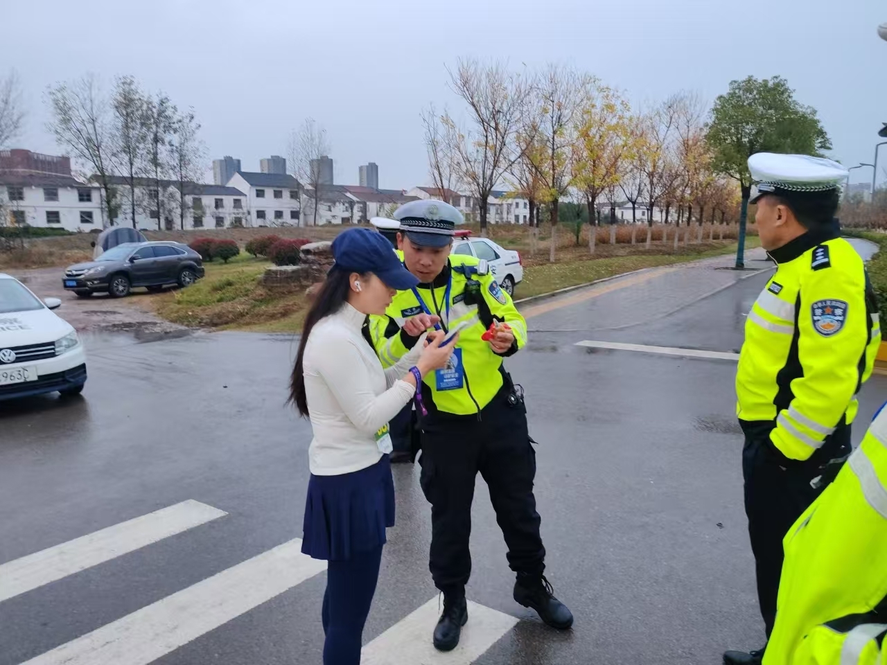 一路护航！徐州警方全程筑牢“徐马”赛道