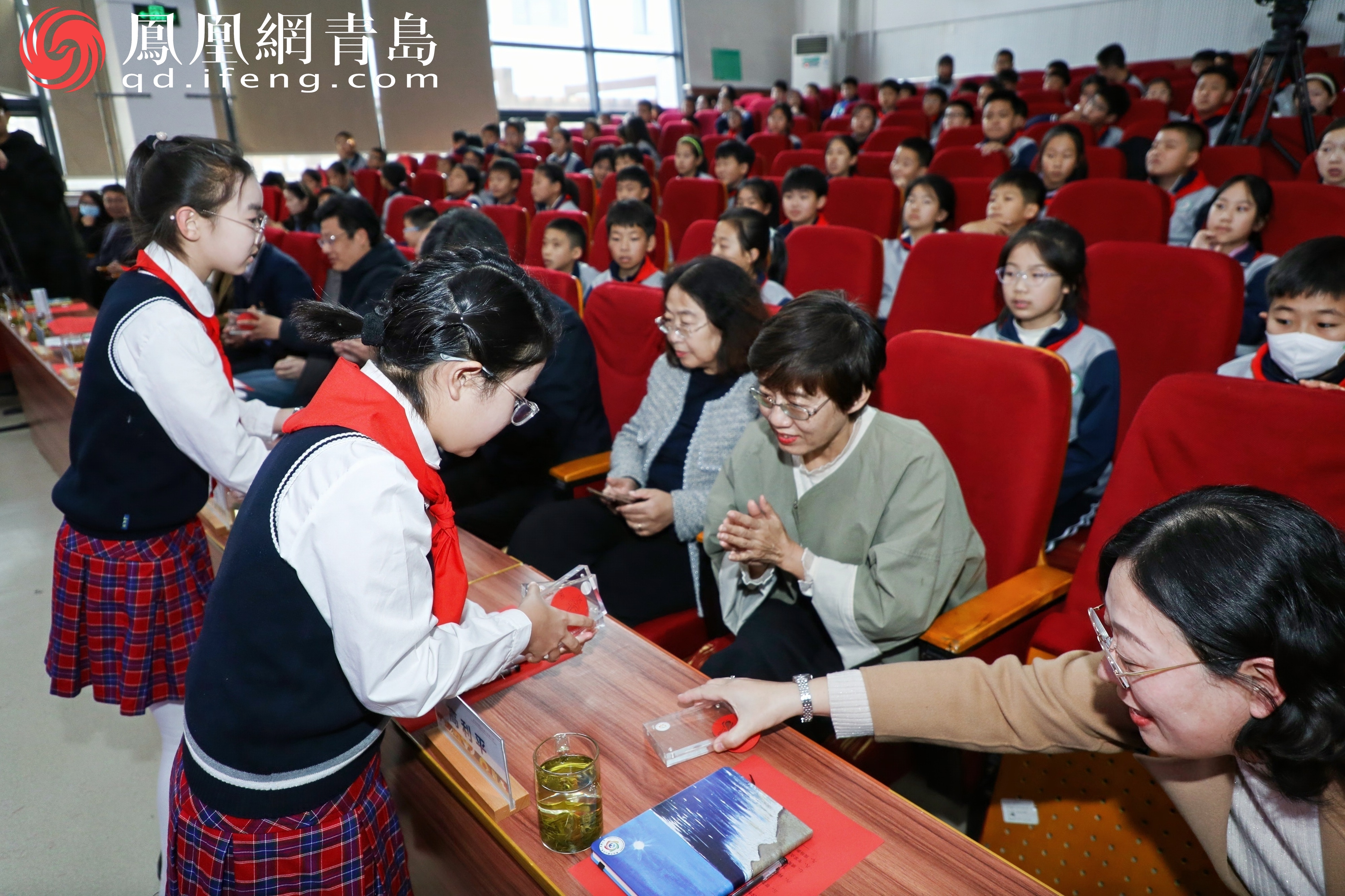 赴一场跨越山海的科学教育之约，在崂山区第二实验小学领略科学教育的“魔法世界”