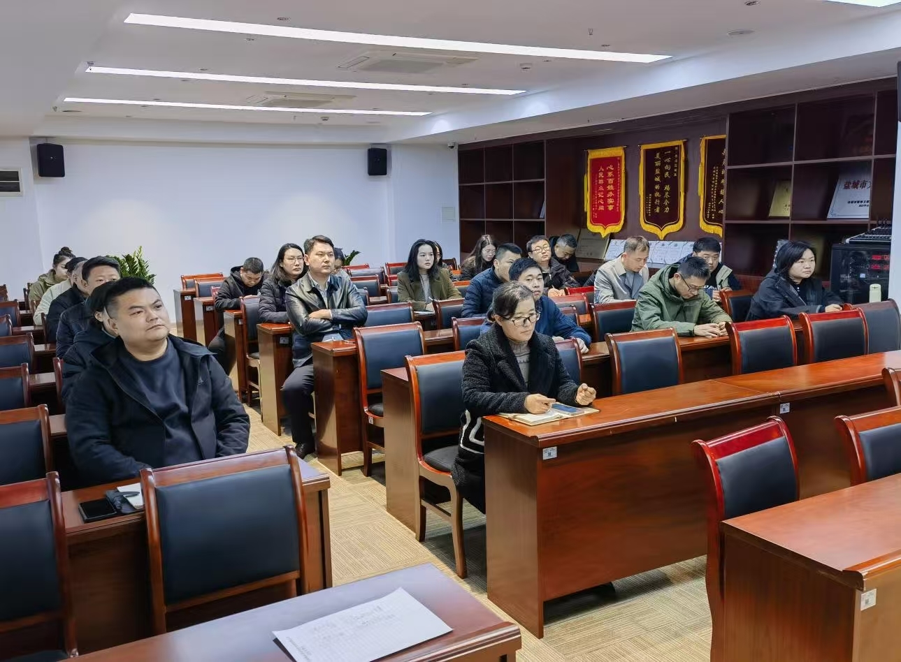 亭湖城建集团:深入开展普法宣传,筑牢风险“防火墙”